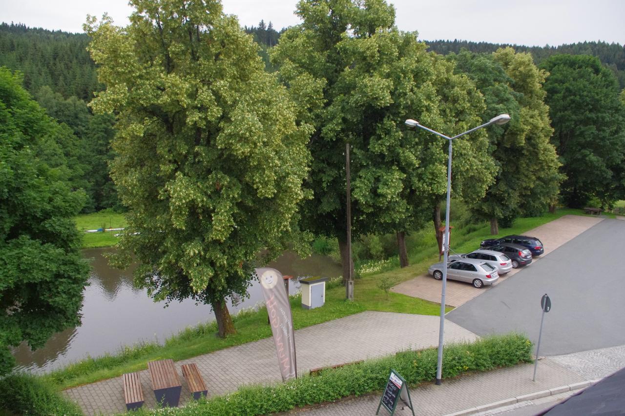 Hotel Gasthof Zum Walfisch Klingenthal Exteriér fotografie